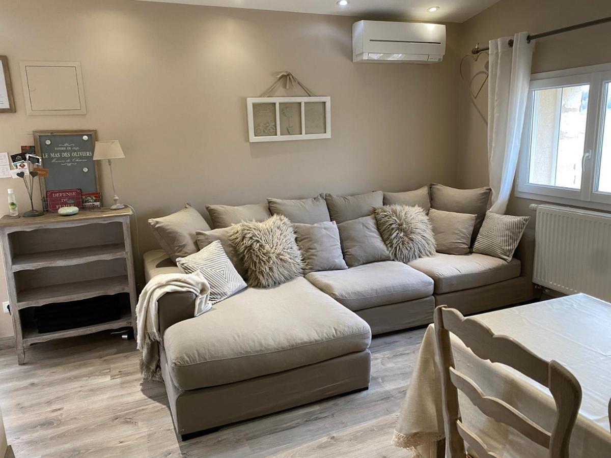 La Petite Campagne Bed & Breakfast Mane  Екстериор снимка
